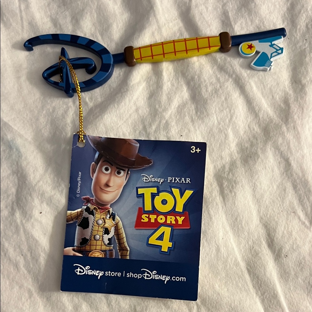 Disney Toy Story 4 Woody's Lasso with Blue and Yellow Accents